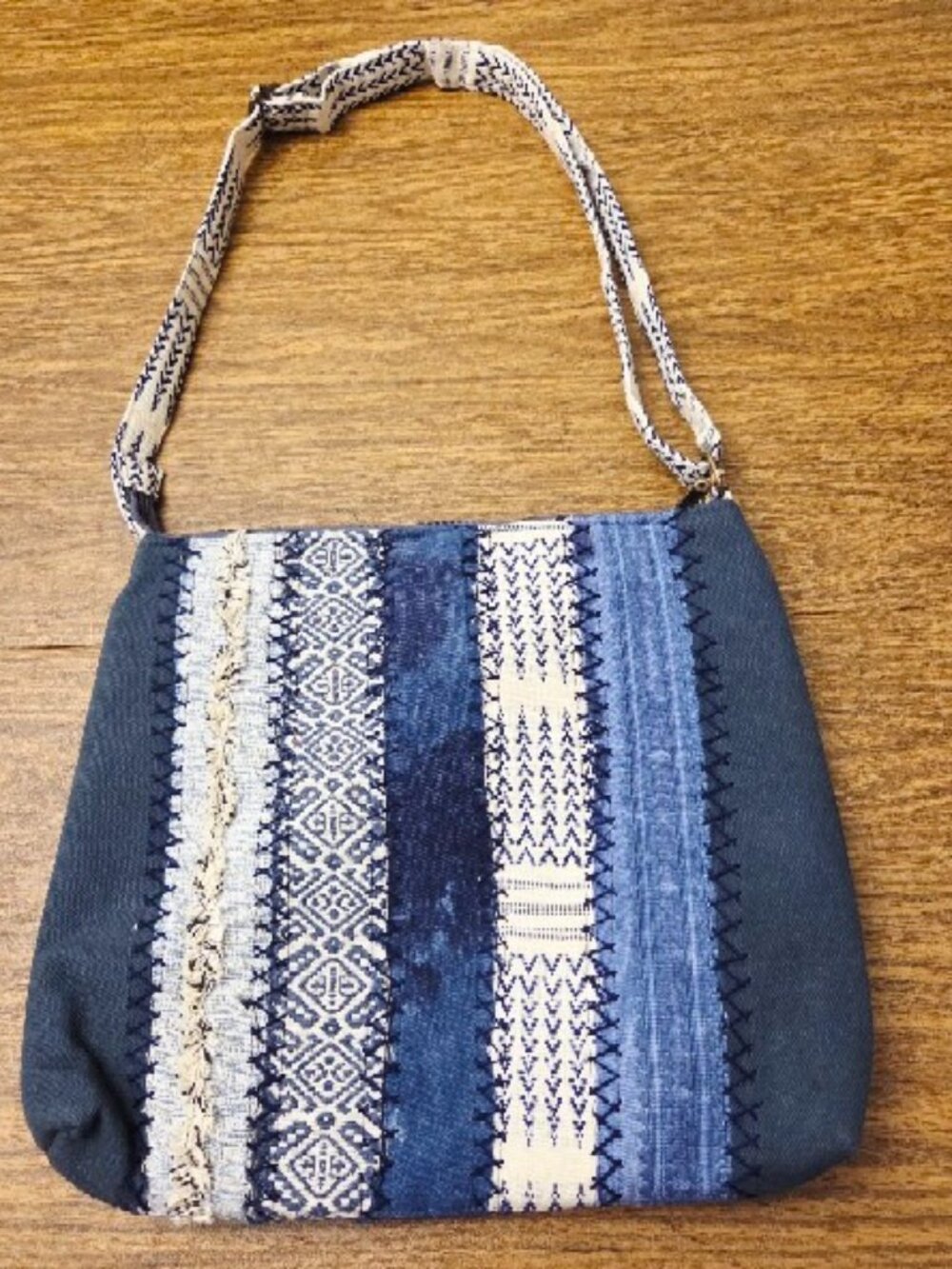 DEMDACO Your Journey Indigo Crossbody Bag - Blue/Cream - Size Medium NWT